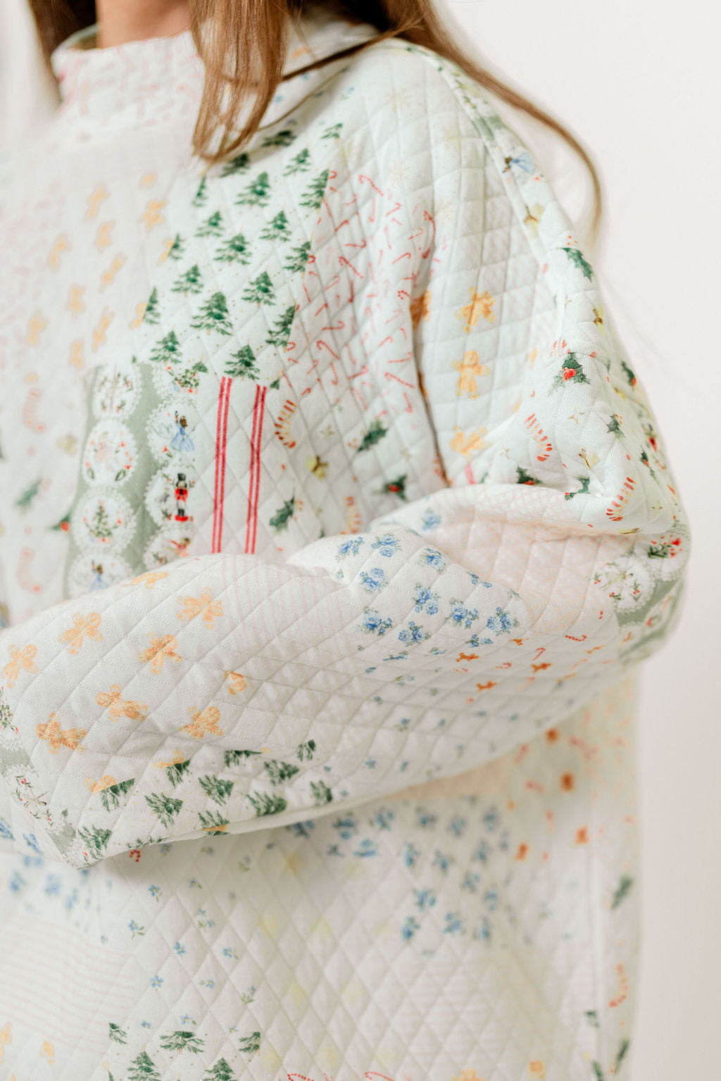 Christmas Quilted Mockneck Sweatshirt Set