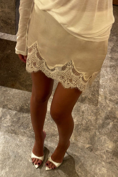 Bodycon Lace Mini Skirt